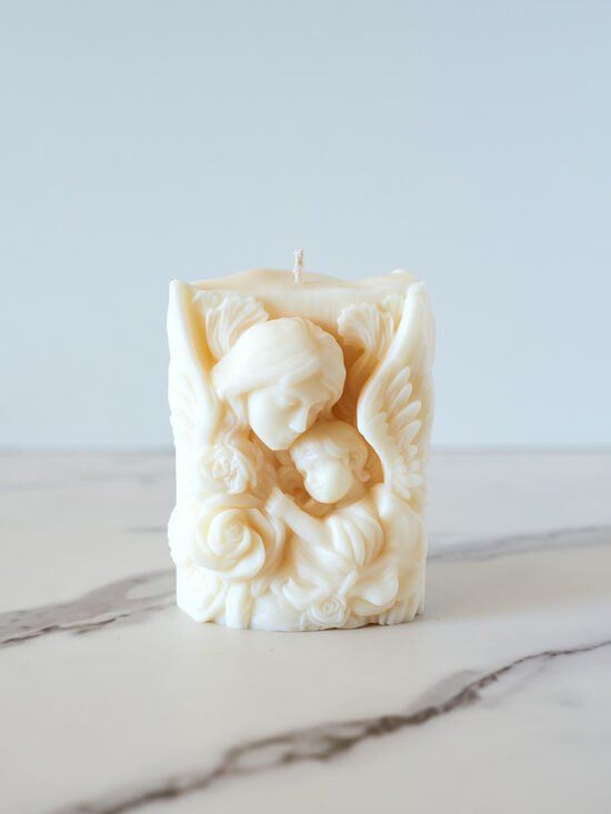 Interjerinė sojų vaško žvakė „Mamos apkabinimas“